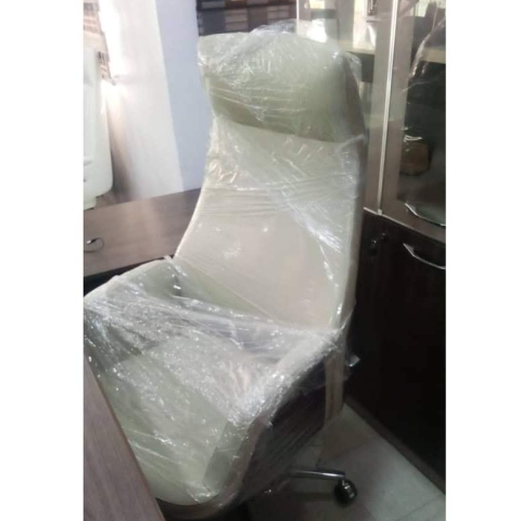 QUALITY DESIGNED CREAM EXECUTIVE OFFICE CHAIR - AVAILABLE (ARIN)
