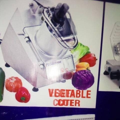 INDUSTRIAL VEGETABLE CUTTER (LZ)
