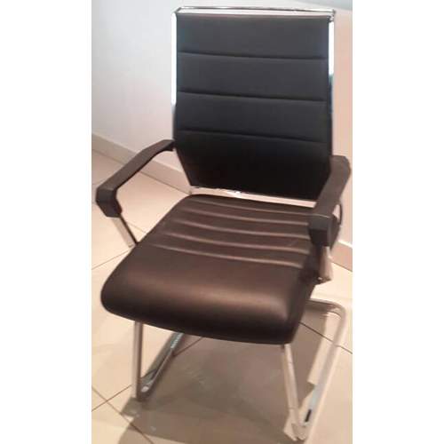 DELUXE OFFICE SWIVEL CHAIR DEL 220 - Medium