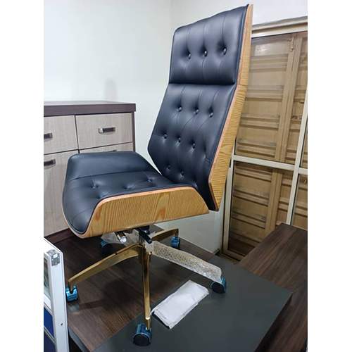 Deluxe Executive Office Swivel Chair