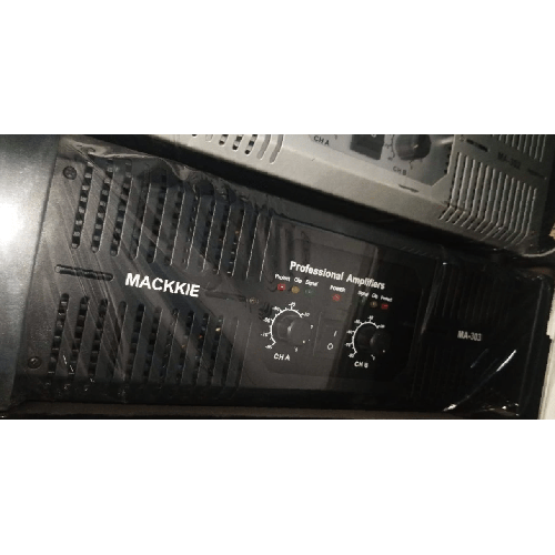 MACKKIE PROFESSIONAL AMPLIFIER - MA 303