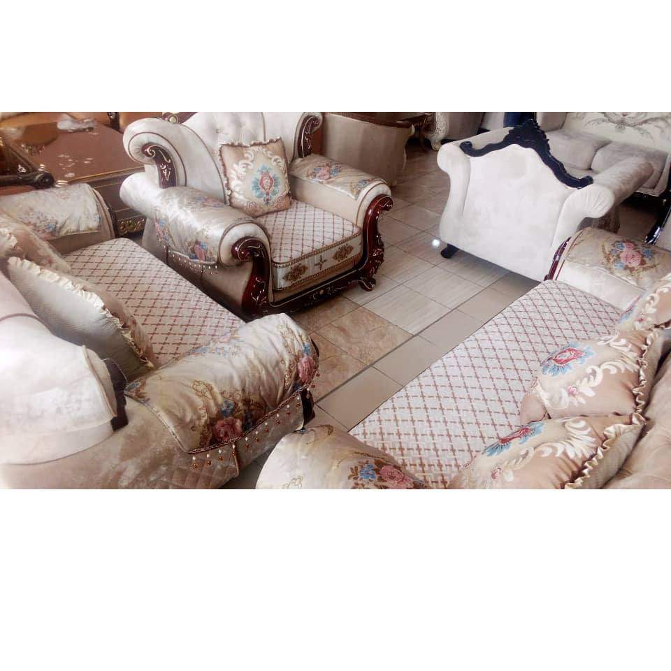 QUALITY DESIGNED 7 SEATERS SOFA & CENTER TABLE WTH 2 SIDE STOOLS (AUSFUR)