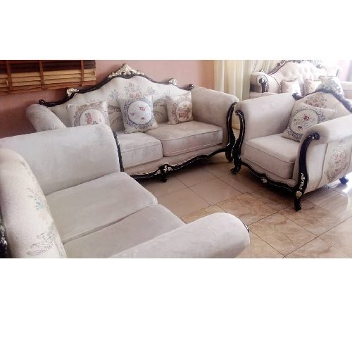 QUALITY DESIGNED 7 SEATERS SOFA & CENTER TABLE WTH 2 SIDE STOOLS (AUSFUR)