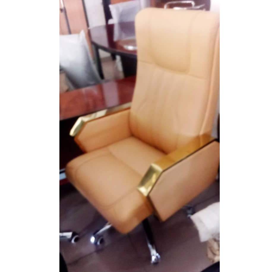 QUALITY DESIGNED BROWN EXECUTIVE OFFICE CHAIR  AVAILABLE- (ROMIN)