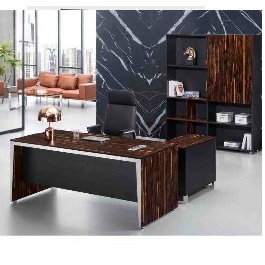 QUALITY DESIGNED EXECUTIVE OFFICE 1.6M TABLE  - AVAILABLE (MOBIN)