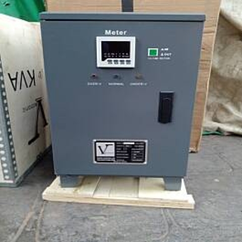 Vectronic 60KVA 3 Phase AVR