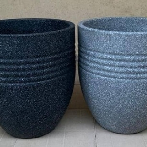 BLACK AND GREY STONE V-SHAPAD DESIGNED FLOWER POTS WITHOUT FLOWER (PEGLO) - Large