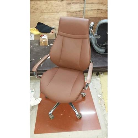 DELUXE OFFICE SWIVEL CHAIR|DEL 240 - Medium