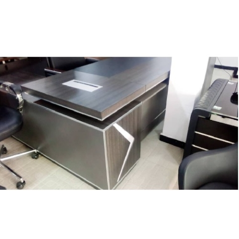 QUALITY DESIGNED 1.6 METER GRAY OFFICE TABLE - AVAILABLE (ARIN)