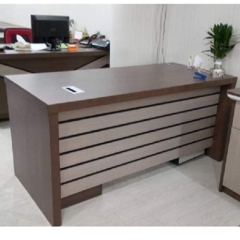 QUALITY DESIGNED BROWN EXECUTIVE OFFICE TABLE- AVAILABLE (NOFU)