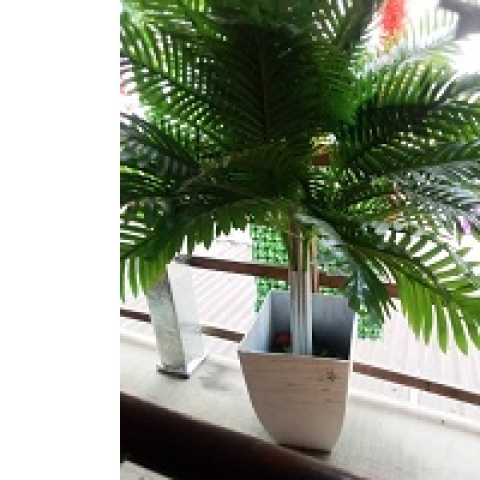 WHITE FLOWER POT WITH SQUARE BASE & GREEN PALM LEAVES (IWSL) - Large