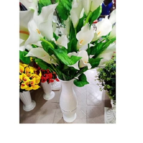 WHITE ROUND BASED FLOWER POT WITH GREEN & WHITE FLOWERS (IWSL) - Large