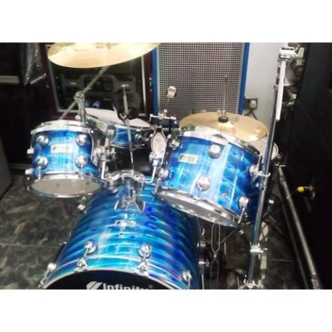 Infinity Complete 5-Pieces Drum Set With Hardware and Cymbals