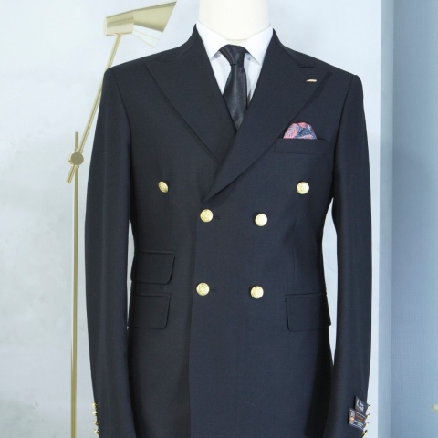 EXECUTIVE BLACK BREASTED TURKEY SUIT WITH GOLDEN BUTTON