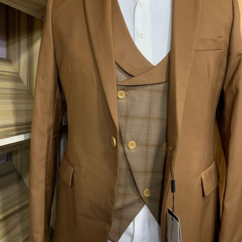 EXECUTIVE BROWN 3 PIECE TURKEY SUIT WITH BROWN BUTTON [SWNL]