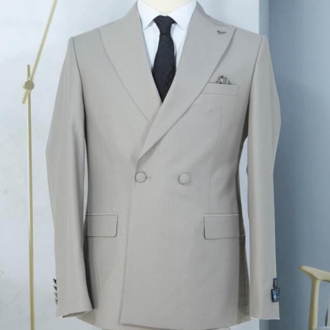 EXECUTIVE LIGHT BROWN BREASTED TURKEY SUIT WITH BROWN BUTTON [SWNL]